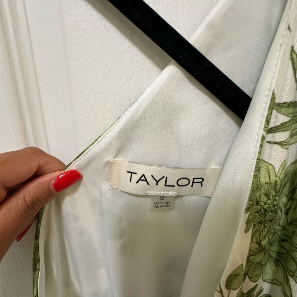 Taylor Green Asymmetrical Ruffled Blouse - Picture 3 of 6